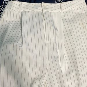 White cropped pants size medium